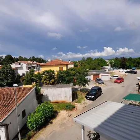 In Novigrad Apartamento *